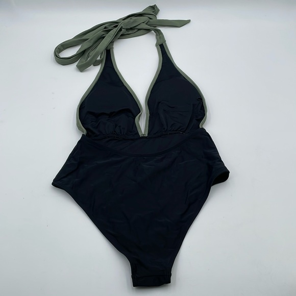 CUPSHE One Piece Swimsuit Deep V Neck Self Tied Belt Bathing Suit - M - Picture 5 of 11